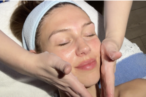 monhtly facials benefits